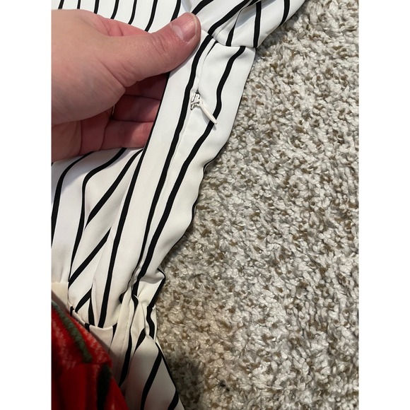 Abercrombie & Fitch Drapey Shirt Dress In White and Black Stripe Size Large - Picture 11 of 11